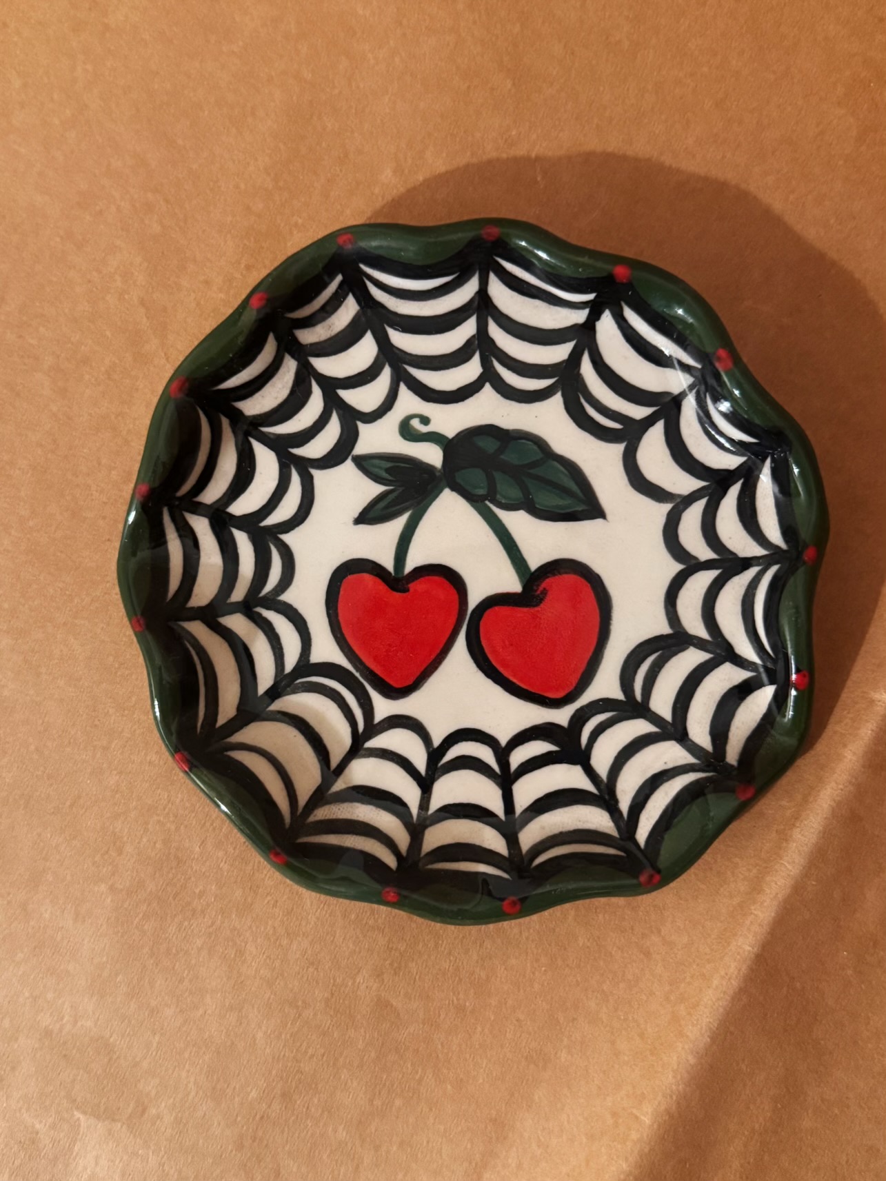 Podstawka pod biżuteria/palo santo wiśnie zdjęcie 1