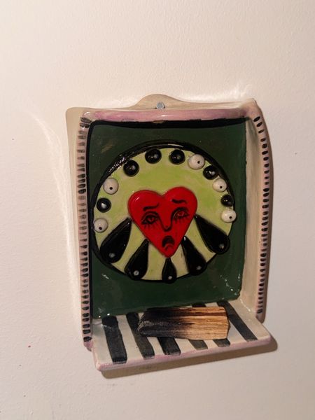 Candle/scent holder on wall HEART