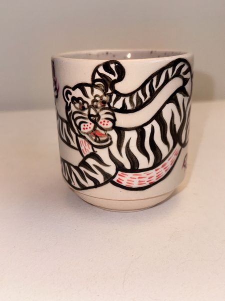 Tiger on chessboard mug 400ml