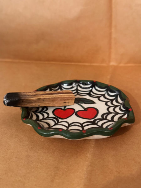 Podstawka pod biżuteria/palo santo wiśnie zdjęcie 4