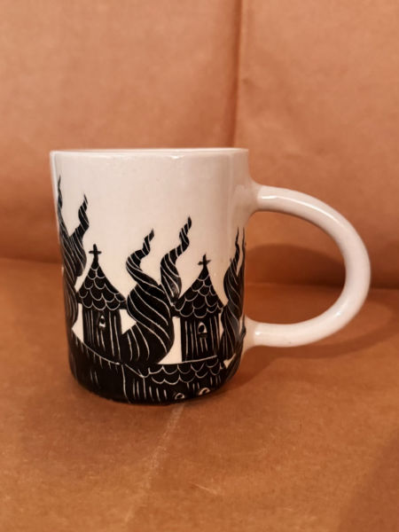 Kościół czarne okna 430 ml zdjęcie 3