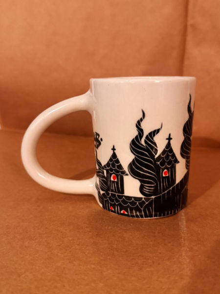 Kościół czerwone okna 320 ml zdjęcie 2